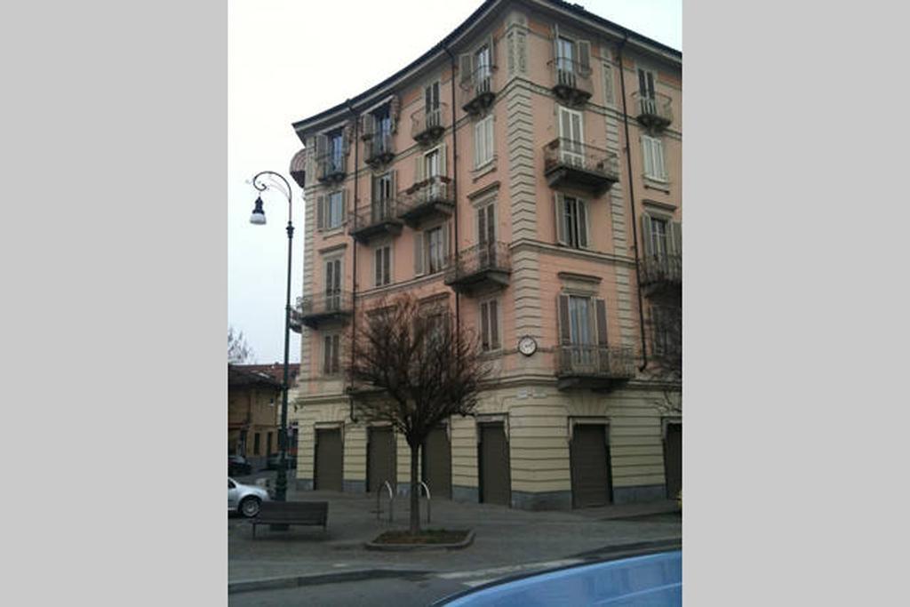 B&B La Casa Di Arturo ตูริน ภายนอก รูปภาพ